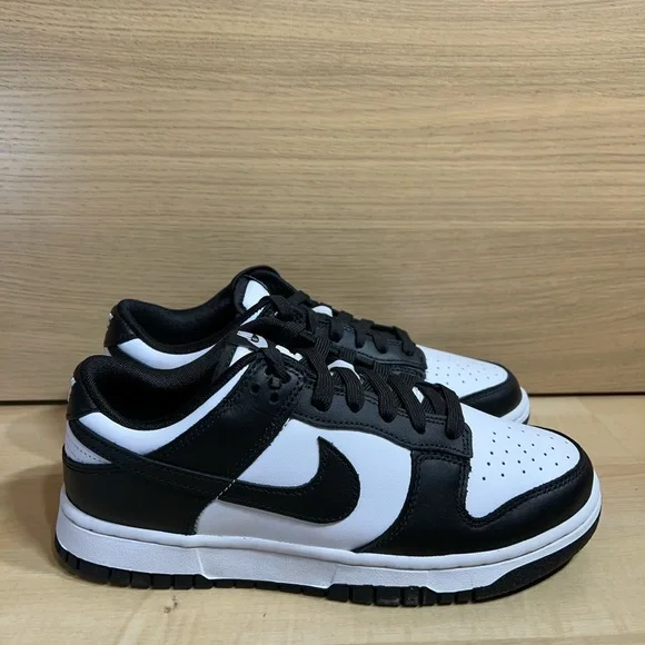 Dunk Low “Panda” - Picture 1 of 6